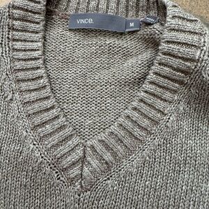 Vince men’s linen v neck sweater